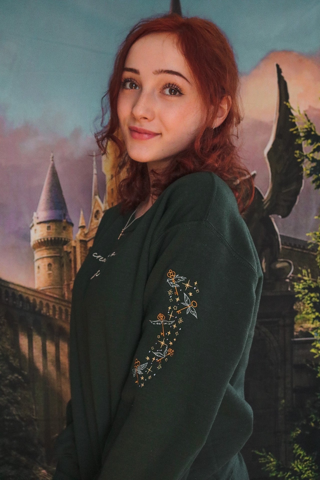 Create your own Magic crewneck - Image 4